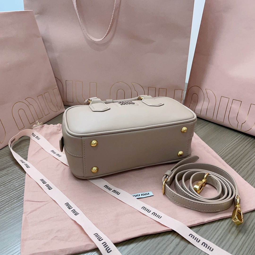 Miumiu -