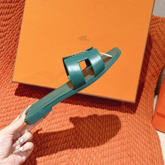Hermes - Claquettes Oran Vert Bouteille