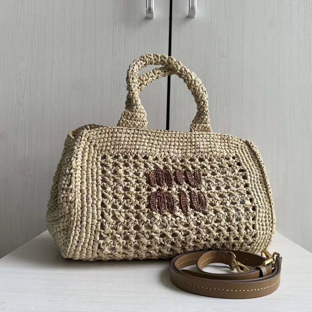 Miumiu - Raffia-effect woven handbag