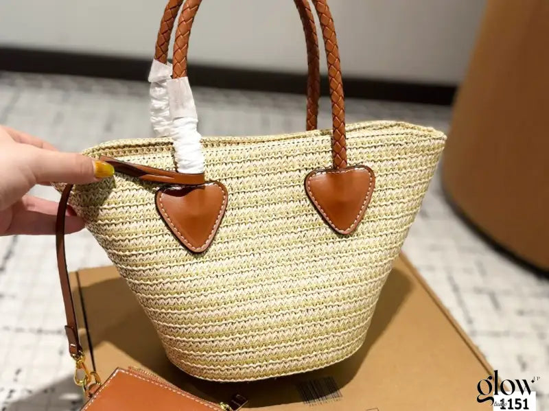 Miu miu - Grand shopping bag en raphia et cuir