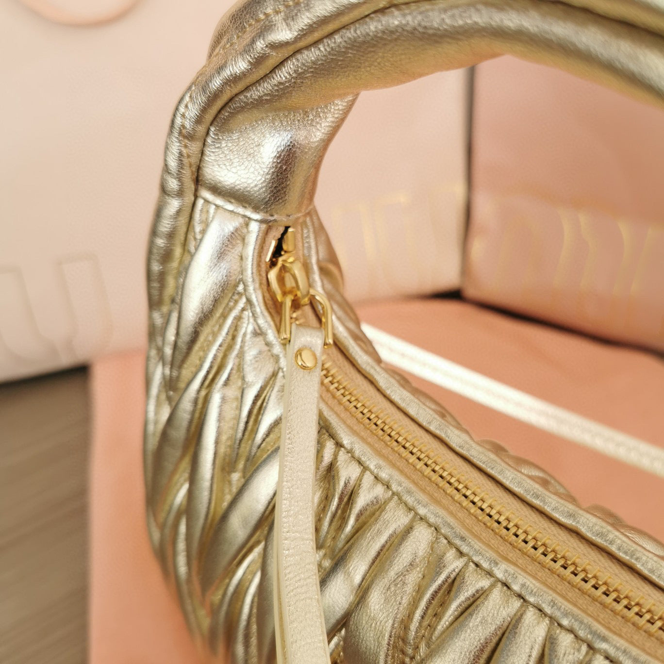 Miumiu - Wander matelassé nappa leather hobo Gold