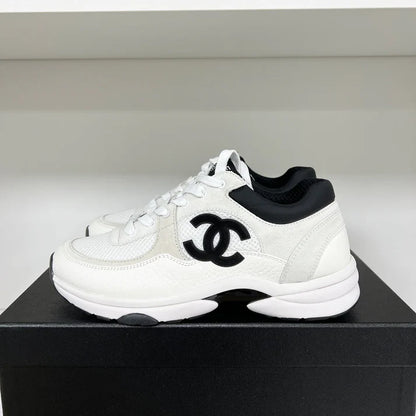 Chanel Runner Blanc et Noir