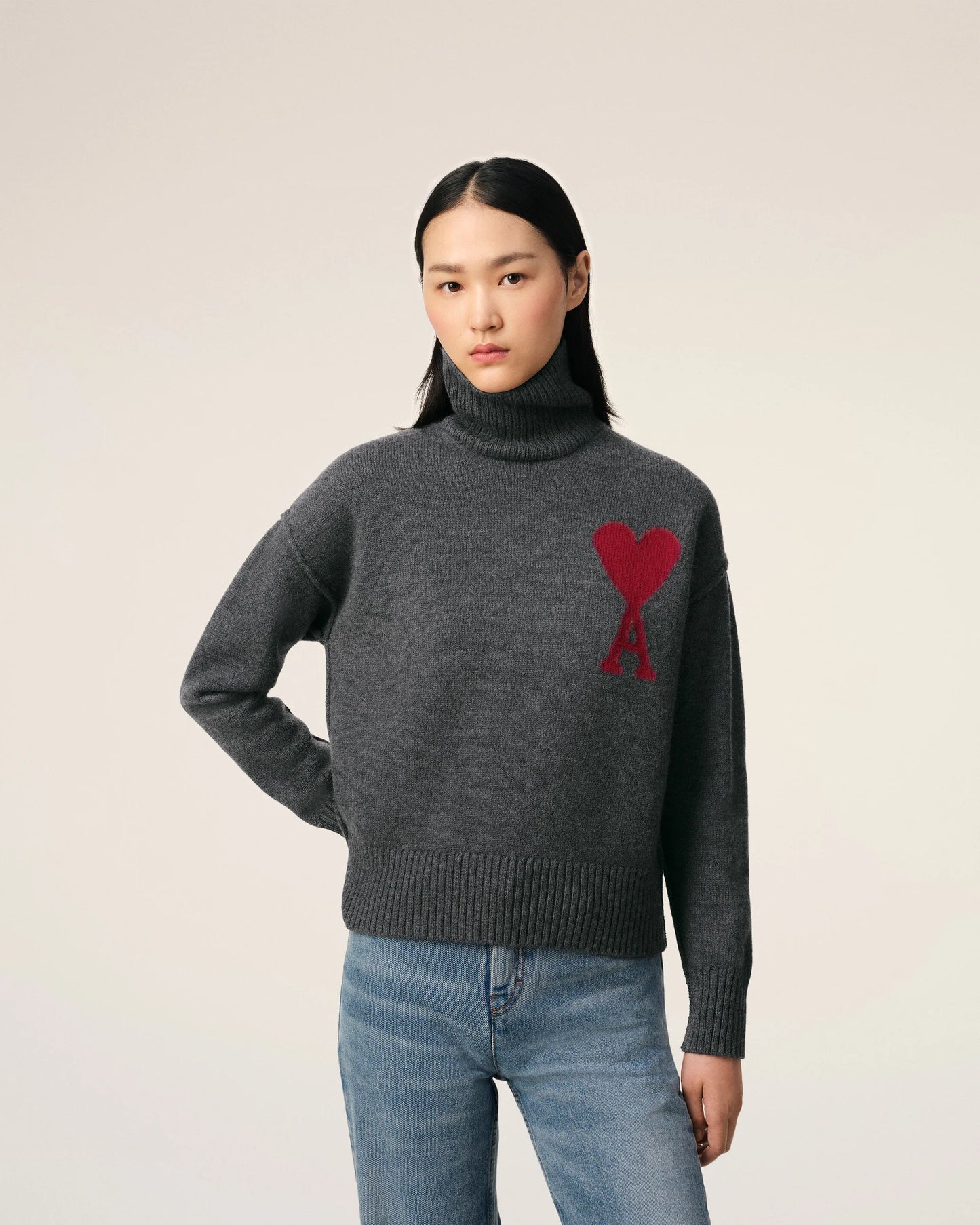 Ami Pull Gris En Laine Col Gris Chine Rouge