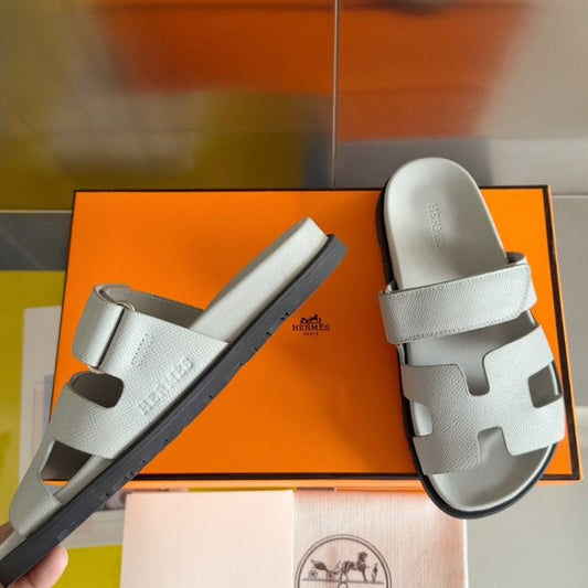 Sandales Chypre Hermes Blanc cassé