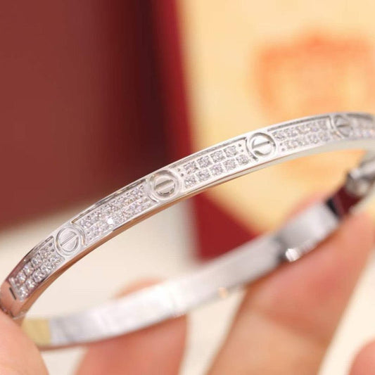 Cartier - Bracet diamants Love