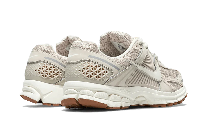 Nike Zoom Vomero 5 Light Orewood Brown