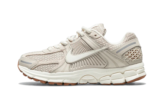Nike Zoom Vomero 5 Light Orewood Brown