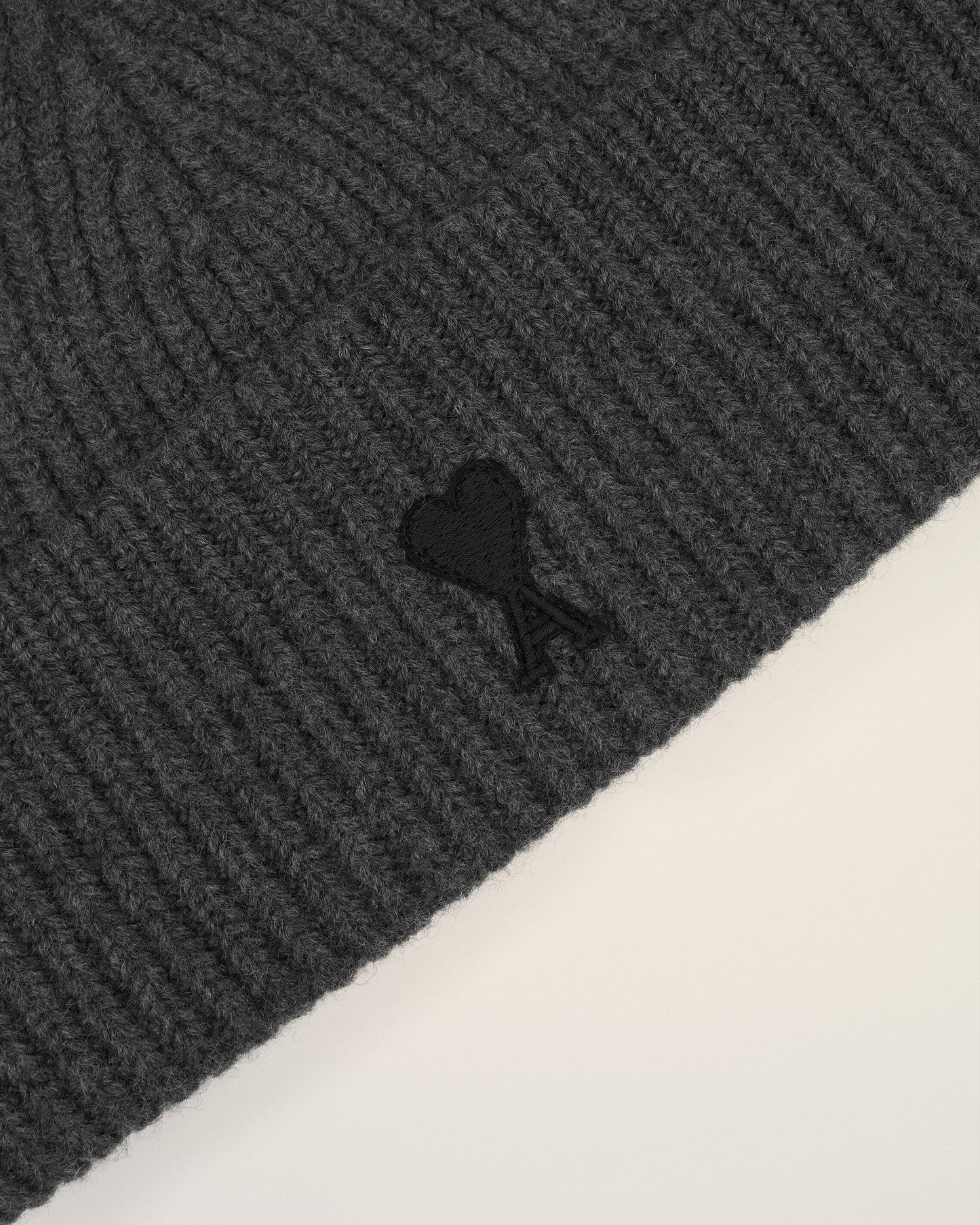 Ami Bonnet Gris
