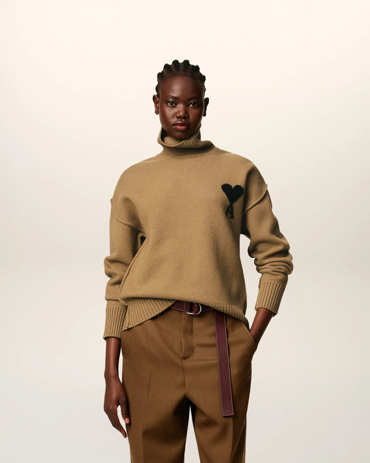 Ami Pull Marron Col Cheminée En Laine - CAMEL NOIR