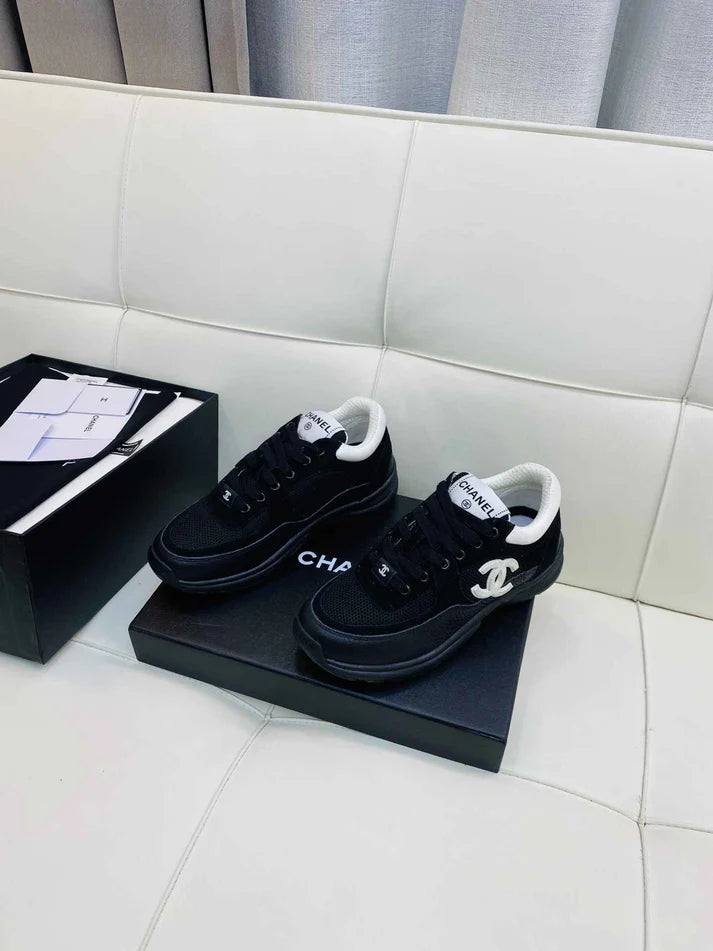 Chanel Runner Noir et Blanc