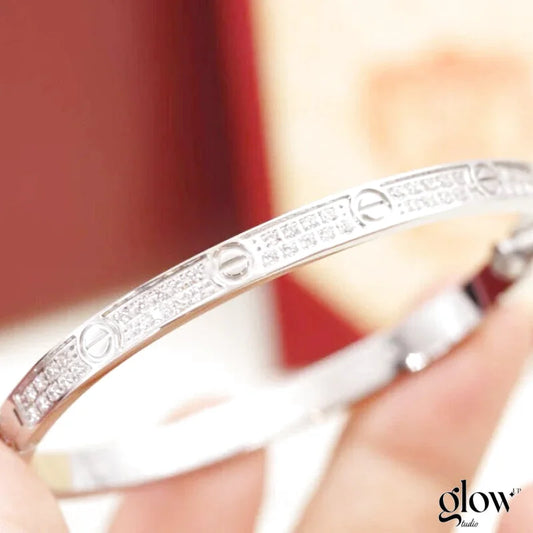 Cartier - Bracet diamants Love