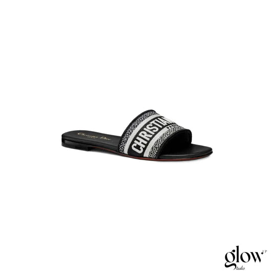 Dior - 30 Montaigne Slide Black Calfskin