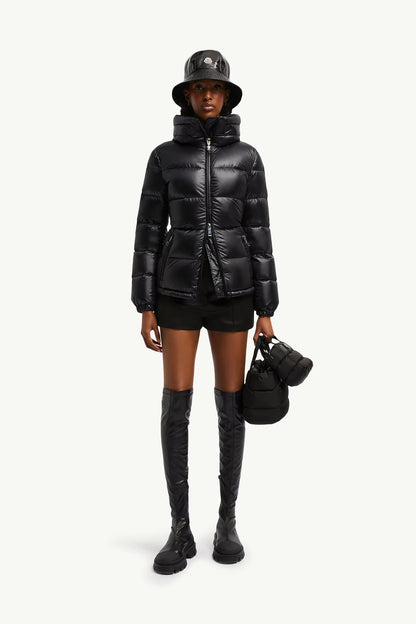 Moncler - Doudoune courte à capuche Douro