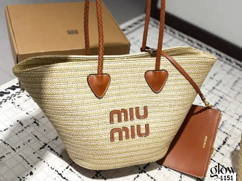 Miu miu - Grand shopping bag en raphia et cuir
